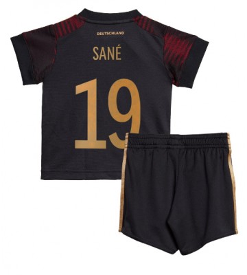 Lacne Dětský Futbalové dres Nemecko Leroy Sane #19 MS 2022 Krátky Rukáv - Preč (+ trenírky)